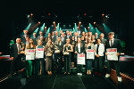 Landeshauptmann Mario Kunasek mit den strahlenden Siegerinnen und Siegern, die im Rahmen der Galanacht des Sports für ihre herausragenden Leistungen ausgezeichnet wurden. © Foto: Kuro.Simon; bei Quellenangabe honorarfrei Landeshauptmann Mario Kunasek mit den strahlenden Siegerinnen und Siegern, die im Rahmen der Galanacht des Sports für ihre herausragenden Leistungen ausgezeichnet wurden.