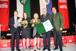 Die Unternehmerfamilie Roth (Rainer Rauch, Niklas Roth, Katrin Roth, Linde Roth, Ferdinand Roth) und LH Franz Voves (v.l.) © Modehaus Roth Die Unternehmerfamilie Roth (Rainer Rauch, Niklas Roth, Katrin Roth, Linde Roth, Ferdinand Roth) und LH Franz Voves (v.l.)