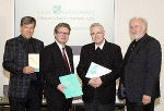 Herwig Hösele, Landesrat Christopher Drexler, Diözesanadministrator Heinrich Schnuderl und Lojze Wieser (v.l.) anlässlich der Programmpräsentation des Pfingstdialogs 2015.