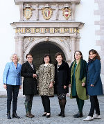 Frauen-Landesrätinnen trafen sich in Linz: Birgit Gerstorfer (OÖ), Beate Prettner (Kärnten), Martina Berthold (Salzburg), Ursula Lackner (Steiermark), Christine Baur (Tirol), Katharina Wiesflecker (Vorarlberg)