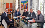 Harald Grießer, LH-Stv. Michael Schickhofer, Bischof Wilhelm Krautwaschl, Thomas Bäckenberger und Johannes Ulz (v.l.) loteten Kooperationsmöglichkeiten aus. Harald Grießer, LH-Stv. Michael Schickhofer, Bischof Wilhelm Krautwaschl, Thomas Bäckenberger und Johannes Ulz (v.l.) loteten Kooperationsmöglichkeiten aus.
