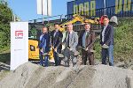 Werner Högler, Gebietsleiter Porr Bau, Robert Rast, Referatsleiter Infrastrukturbestand des Landesstraßennetzes, Landesrat Anton Lang, Leobens Bürgermeister Kurt Wallner und Bernd Pitner, Baubezirksleitung Obersteiermark Ost © Stadt Leoben Werner Högler, Gebietsleiter Porr Bau, Robert Rast, Referatsleiter Infrastrukturbestand des Landesstraßennetzes, Landesrat Anton Lang, Leobens Bürgermeister Kurt Wallner und Bernd Pitner, Baubezirksleitung Obersteiermark Ost © Stadt Leoben