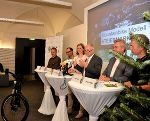 Landwirtschaftskammer-Präsident Franz Titschenbacher, Mountainbike-Experte Jürgen Pail, Landesrätin Barbara Eibinger Miedl, Landesrat Johann Seitinger, Landesrat  Anton Lang, Norbert Hafner, Vorsitzender des Österreichischen Alpenvereins Landesverband Steiermark (v.l.)