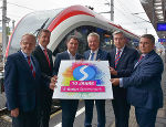 V.l. Werner Reiterlehner (Landesverkehrsabteilung), Franz Suppan (ÖBB), Michael Schickhofer (LH-Stv., Referent für Regionen), Anton Lang (Verkehrslandesrat), Karl Schumet (Steiermärkische Landesbahnen) und Franz Weintögl (GKB). © Land Steiermark/Strasser V.l. Werner Reiterlehner (Landesverkehrsabteilung), Franz Suppan (ÖBB), Michael Schickhofer (LH-Stv., Referent für Regionen), Anton Lang (Verkehrslandesrat), Karl Schumet (Steiermärkische Landesbahnen) und Franz Weintögl (GKB). © Land Steiermark/Strasser