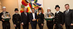 Überbrachten gute Wünsche für das Jahr 2018: Die Delegation der steirischen Rauchfangkehrer mit LH Hermann Schützenhöfer und LH-Stv. Michael Schickhofer © steiermark.at/Streibl; bei Quellenangabe honorarfrei Überbrachten gute Wünsche für das Jahr 2018: Die Delegation der steirischen Rauchfangkehrer mit LH Hermann Schützenhöfer und LH-Stv. Michael Schickhofer © steiermark.at/Streibl; bei Quellenangabe honorarfrei
