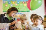 LRin Lackner zu Besuch in einem Kindergarten