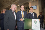 LH Hermann Schützenhöfer (l.) und LH-Stv. Michael Schickhofer (r.) überreichten den Ehrenring des Landes Steiermark an Alt-Landeshauptmann Franz Voves (M.) © alle Bilder: Land Steiermark/Foto Fischer; Verwendung bei Quellenangabe honorarfrei LH Hermann Schützenhöfer (l.) und LH-Stv. Michael Schickhofer (r.) überreichten den Ehrenring des Landes Steiermark an Alt-Landeshauptmann Franz Voves (M.) © alle Bilder: Land Steiermark/Foto Fischer; Verwendung bei Quellenangabe honorarfrei