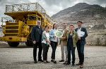 v.l.: Eberhard Schrempf, Christine Holzweber (Bürgermeisterin Eisenerz), Barbara Eibinger-Miedl, Christian Treml, Malgorzata Koch-Basic (Marketingleiterin VA Erzberg), Robert Pichler (Agenturleiter Crearteam Weißkirchen). © CIS/Ulrike Rauch v.l.: Eberhard Schrempf, Christine Holzweber (Bürgermeisterin Eisenerz), Barbara Eibinger-Miedl, Christian Treml, Malgorzata Koch-Basic (Marketingleiterin VA Erzberg), Robert Pichler (Agenturleiter Crearteam Weißkirchen).