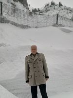 LR Ök.-Rat Johann Seitinger vor einem Lawinennetz © Lebensressort / honorarfrei LR Ök.-Rat Johann Seitinger vor einem Lawinennetz © Lebensressort / honorarfrei