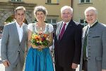 v.l.n.r.: Bgm. Mag. Siegfried Nagl, Dir. Anna Thaller, LH Hermann Schützenhöfer und LR Ök.-Rat Johann Seitinger © Peter Purgar v.l.n.r.: Bgm. Mag. Siegfried Nagl, Dir. Anna Thaller, LH Hermann Schützenhöfer und LR Ök.-Rat Johann Seitinger © Peter Purgar