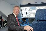 Verkehrslandesrat Anton Lang freut sich über die massiven Angebotserweiterungen. © Frankl Verkehrslandesrat Anton Lang freut sich über die massiven Angebotserweiterungen. © Frankl