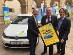 V.l.: Urs Harnik (Energie Steiermark), LR Anton Lang und Dieter Thyr (A 15).