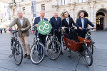 Gemeinsame Offensive für den Radverkehr: Vizebgm. Mario Eustacchio, Verkehrslandesrat Anton Lang, LH Hermann Schützenhöfer, Bgm. Siegfried Nagl, LH-Stv. Michael Schickhofer. 