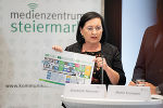 Bildungsdirektorin Elisabeth Meixner gab bekannt, wie es ab Montag am BORG Dreierschützengasse weitergehen wird. © Land Steiermark/Robert Binder; Verwendung bei Quellenangabe honorarfrei Bildungsdirektorin Elisabeth Meixner gab bekannt, wie es ab Montag am BORG Dreierschützengasse weitergehen wird.