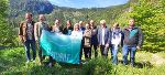 Daniel Kreiner (Europaschutzgebietsbetreuung, Land Steiermark), Martin Stürmer (Österreichische Bundesforste), LAbg. Michael Wagner, Christina Laßnig-Wlad (Österreichische Bundesforste), Christiane Machold (Vorsitzende des Nationalen RAMSAR-Kommitees, Land Vorarlberg), Heinz Stieflmeyer, Julia Lorenz, Jan Köck und Gerhard Bachner vom Bundesministerium für Land- und Forstwirtschaft, Klima- und Umweltschutz, Regionen und Wasserwirtschaft sowie Birgit Mair-Markart (Naturschutzbund Oberösterreich) und Xaver Wimmer (Österreichische Bundesforste) (v.l.) bei der 40. Tagung des Nationalen RAMSAR-Komitees am 13. und 14.5.2025 in Bad Aussee © Foto: Land Steiermark/Christian Mairhuber; bei Quelleangabe honorarfrei Daniel Kreiner (Europaschutzgebietsbetreuung, Land Steiermark), Martin Stürmer (Österreichische Bundesforste), LAbg. Michael Wagner, Christina Laßnig-Wlad (Österreichische Bundesforste), Christiane Machold (Vorsitzende des Nationalen RAMSAR-Kommitees, Land Vorarlberg), Heinz Stieflmeyer, Julia Lorenz, Jan Köck und Gerhard Bachner vom Bundesministerium für Land- und Forstwirtschaft, Klima- und Umweltschutz, Regionen und Wasserwirtschaft sowie Birgit Mair-Markart (Naturschutzbund Oberösterreich) und Xaver Wimmer (Österreichische Bundesforste) (v.l.) bei der 40. Tagung des Nationalen RAMSAR-Komitees am 13. und 14.5.2025 in Bad Aussee