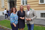 Bezirkshauptfrau Doris Bund mit ihren Gästen: Landeshauptmann Kunasek und Landesamtsdirektorin Scherz-Schaar. © Land Steiermark; Verwendung bei Quellenangabe honorarfrei Bezirkshauptfrau Doris Bund mit ihren Gästen: Landeshauptmann Kunasek und Landesamtsdirektorin Scherz-Schaar.