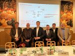 RSG-Präsentation in Kindberg: Wolfgang Habacher (EPIG-Gesundheitsplanungsinstitut), Michael Koren (GF Gesundheitsfonds), Landesrat Karlheinz Kornhäusl, Klubobmann Marco Triller, Bernd Leinich (GF Gesundheitsfonds) und ÖGK-Vorsitzender Josef Harb (v.l.)