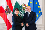 Landeshauptmann-Stv. Manuela Khom empfing den Botschafter Zyperns, Andreas Ignatiou, zum Austausch in der Grazer Burg. © Land Steiermark/Robert Binder; Verwendung bei Quellenangabe honorarfrei