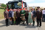 LH Mario Kunasek (M.) beim Festakt der Freiwilligen Feuerwehr in St. Anna-Aigen © Land Steiermark