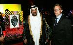 Umweltminister von Abu Dabi, HH Sheik Rashid Ahmad Bin Fahad und LR Christian Buchmann beim Nationalfeiertagsempfang in Abu Dabi (Foto: Jausovec) 