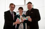 v.l.: LR Buchmann, ICS-GF Schrempf, Liane Berghofer (Berghofer-Mühle) © Konstantinov