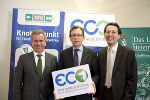 v.l.: Ing. Josef Heissenberger (GF Komptech GmbH), LR Dr. Christian Buchmann, Ing. Bernhard Puttinger (GF ECO World Styria) © Michaela Grabner / Salon Deluxe v.l.: Ing. Josef Heissenberger (GF Komptech GmbH), LR Dr. Christian Buchmann, Ing. Bernhard Puttinger (GF ECO World Styria)