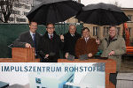 v.l.: Christian Knill, Spartenobmann Industrie, Landesrat Christian Buchmann, Bürgermeister Matthias Konrad, Rektor Wolfhard Wegscheider, SFG-Geschäftsführer Burghard Kaltenbeck © Schiffer