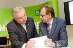 LHStv. Hermann Schützenhöfer und LR Dr. Christian Buchmann wollen mit dem Förderungsprogramm "EPU+1" im Jahr 2010 300 neue Arbeitsplätze schaffen © Fischer LHStv. Hermann Schützenhöfer und LR Dr. Christian Buchmann wollen mit dem Förderungsprogramm "EPU+1" im Jahr 2010 300 neue Arbeitsplätze schaffen