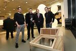 v.l.: Florian Puschmann (White Elephant), Eberhard Schrempf (Geschäftsführer Creative Industries Styria), Christian Buchmann (Landesrat für Wirtschaft, Europa und Kultur), Tobias Kestel (White Elephant)