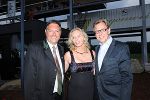 v.l.: Bertram Mayer (GF Genussregal Errichergesellschaft), Eva Gruber (Kommunikation & Werbung Vinofaktur Genussregal Südsteiermark), LR Dr. Christian Buchmann