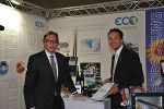 Dr. Christian Buchmann (Landesrat für Wirtschaft, Europa und Kultur) und Ing. Bernhard Puttinger (GF ECO WORLD STYRIA) © ECO WORLD STYRIA