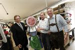 v.l.n.r.: Landesrat Dr. Christian Buchmann, Josef Schiffer (GF Hiebaum), Fritz Willingshofer (Stoakogler) © CIS