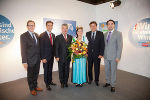 LR Christian Buchmann, Bgm. Siegfried Nagl, BP Heinz Fischer, Blumenkönigin Lisa Elsnegg, LH Franz Voves und Messe-CEO Armin Egger (v.l.) © MCG LR Christian Buchmann, Bgm. Siegfried Nagl, BP Heinz Fischer, Blumenkönigin Lisa Elsnegg, LH Franz Voves und Messe-CEO Armin Egger (v.l.)