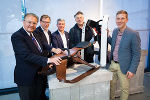 v.l.: Georg Wolf-Schönach, Christian Buchmann, Urs Breiter, Eberhard Schrempf, Michel Hueter. © Creative Industries Styria v.l.: Georg Wolf-Schönach, Christian Buchmann, Urs Breiter, Eberhard Schrempf, Michel Hueter.