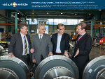 v.l.: Jost Bernasch (Virtual Vehicle), Reinhold Ebner (MCL), Christian Buchmann (Wirtschaftslandesrat), Matthias Koch (Siemens Graz). © Konstantinov