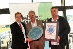 v.l.: Christian Buchmann (Wirtschaftslandesrat), Johannes Zeder (Geschäftsführer Valentino Speiseeis GmbH), Eberhard Schrempf (Geschäftsführer Creative Industries Styria). © Creative Industries Styria