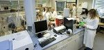 Gerade in den wissensintensiven Branchen der Humantechnologie (Life Sciences, Pharma, Medizin, Medizintechnik, Biotechnologie) ist die Weiterbildung und Höherqualifizierung der Mitarbeiter von entscheidender Bedeutung. © Das Kunztfoto Gerade in den wissensintensiven Branchen der Humantechnologie (Life Sciences, Pharma, Medizin, Medizintechnik, Biotechnologie) ist die Weiterbildung und Höherqualifizierung der Mitarbeiter von entscheidender Bedeutung.