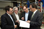 v.l.: Mathias Drexler (GF ACIB), Burghard Kaltenbeck (GF SFG), Christian Buchmann (Wirtschaftslandesrat), Anton Glieder (Wissenschaftlicher Leiter ACIB). © SFG