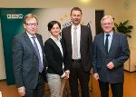 v.l.: Wirtschaftslandesrat Christian Buchmann mit dem Führungsteam der Steirischen Wirtschaftsförderung: Gerlinde Siml (Prokuristin für Förderungen und Finanzierungen), Gerd Holzschlag (Prokurist für Wirtschaftsentwicklung und Bewusstseinsbildung) und Burghard Kaltenbeck (Geschäftsführer) © SFG/Frankl v.l.: Wirtschaftslandesrat Christian Buchmann mit dem Führungsteam der Steirischen Wirtschaftsförderung: Gerlinde Siml (Prokuristin für Förderungen und Finanzierungen), Gerd Holzschlag (Prokurist für Wirtschaftsentwicklung und Bewusstseinsbildung) und Burghard Kaltenbeck (Geschäftsführer)