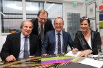 v.l.: Ralph Schilcher, Kulturlandesrat Christian Buchmann, Joanneums-Direktor Wolfgang Muchitsch und Petra Schilcher. © Universalmuseum Joanneum/J.J. Kucek