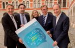 v.l.: WK-Präsident Ing. Josef Herk, Armin Egger (CEO/Vorstand der Messe Congress Graz Betriebsgesellschaft m.b.H.), Mag. Andrea Keimel (Abteilungsvorständin des Amtes für Wirtschafts-und Tourismusentwicklung), Landesrat Dr. Christian Buchmann, Mag. Franz Kerber (Vorstandvorsitzender-Stellvertreter Steiermärkische Sparkasse). © MCG/Wiesner v.l.: WK-Präsident Ing. Josef Herk, Armin Egger (CEO/Vorstand der Messe Congress Graz Betriebsgesellschaft m.b.H.), Mag. Andrea Keimel (Abteilungsvorständin des Amtes für Wirtschafts-und Tourismusentwicklung), Landesrat Dr. Christian Buchmann, Mag. Franz Kerber (Vorstandvorsitzender-Stellvertreter Steiermärkische Sparkasse).
