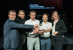 Florian Hampel, Thomas Janics, Stefan Hampel, Peter Freigassner (HAGE Sondermaschinenbau) mit Wirtschaftslandesrätin Barbara Eibinger-Miedl. © SFG Florian Hampel, Thomas Janics, Stefan Hampel, Peter Freigassner (HAGE Sondermaschinenbau) mit Wirtschaftslandesrätin Barbara Eibinger-Miedl.