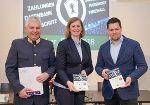 v.l.: Landespolizeidirektor-Stellvertreter Alexander Gaisch, Tourismuslandesrätin Barbara Eibinger-Miedl, Parkhotel-Geschäftsführer Philipp Florian. © Land Steiermark/Janderka v.l.: Landespolizeidirektor-Stellvertreter Alexander Gaisch, Tourismuslandesrätin Barbara Eibinger-Miedl, Parkhotel-Geschäftsführer Philipp Florian.