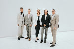v.l.: Harald Kainz (Rektor TU Graz), Michael Dorn (Hoffmann - La Roche), Barbara Eibinger-Miedl (Wirtschafts- und Forschungslandesrätin Steiermark), Johannes Khinast (GF RCPE), Thomas Klein (GF RCPE). © RCPE/LUPI SPUMA v.l.: Harald Kainz (Rektor TU Graz), Michael Dorn (Hoffmann - La Roche), Barbara Eibinger-Miedl (Wirtschafts- und Forschungslandesrätin Steiermark), Johannes Khinast (GF RCPE), Thomas Klein (GF RCPE).
