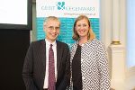 Wirtschafts- und Wissenschaftslandesrätin Barbara Eibinger-Miedl mit Oxford-Professor Viktor Mayer-Schönberger. © Fischer Wirtschafts- und Wissenschaftslandesrätin Barbara Eibinger-Miedl mit Oxford-Professor Viktor Mayer-Schönberger.