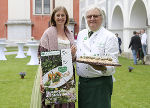 Tourismuslandesrätin Barbara Eibinger-Miedl mit Chefkoch Willi Haider. © Steiermark Tourismus/Markus Oberländer Tourismuslandesrätin Barbara Eibinger-Miedl mit Chefkoch Willi Haider.