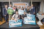 Die Gewinner des Elevator Pitch mit der Jury. © Fischer
