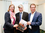 LR Barbara Eibinger-Miedl, Karl Steininger, LH-Stv. Michael Schickhofer (v.l.).