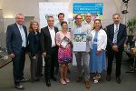 LR Anton Lang überreichte VertreterInnen der Stadtgemeinde Weiz den VCÖ-Mobilitätspreis 2019 für deren Projekt „City Walk“.