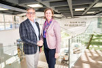 Wirtschaftskammer Steiermark-Präsident Josef Herk und Wirtschaftslandesrätin Barbara Eibinger-Miedl. © Land Steiermark/Streibl Wirtschaftskammer Steiermark-Präsident Josef Herk und Wirtschaftslandesrätin Barbara Eibinger-Miedl.